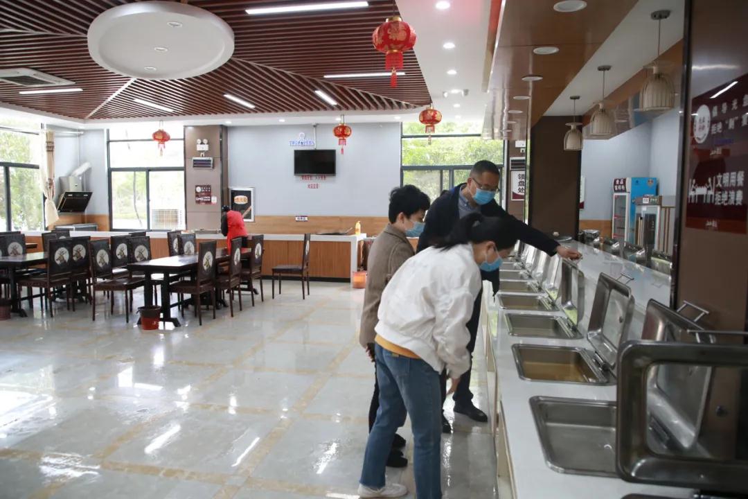 “巩卫”在行动——资阳城投公司全力抓好国度卫生城市复审迎检工作