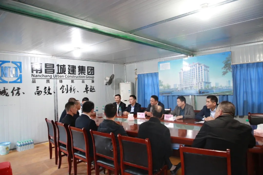 资阳城投集团人武部发展传承武士心灵，做集团建设发展的“排头兵”座谈会