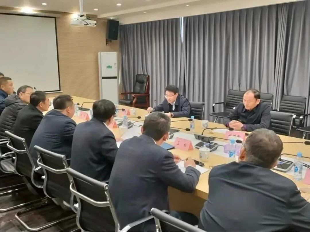 江新洪副市长主持召开资阳市绕城高速西二环项目设计及施工部署会